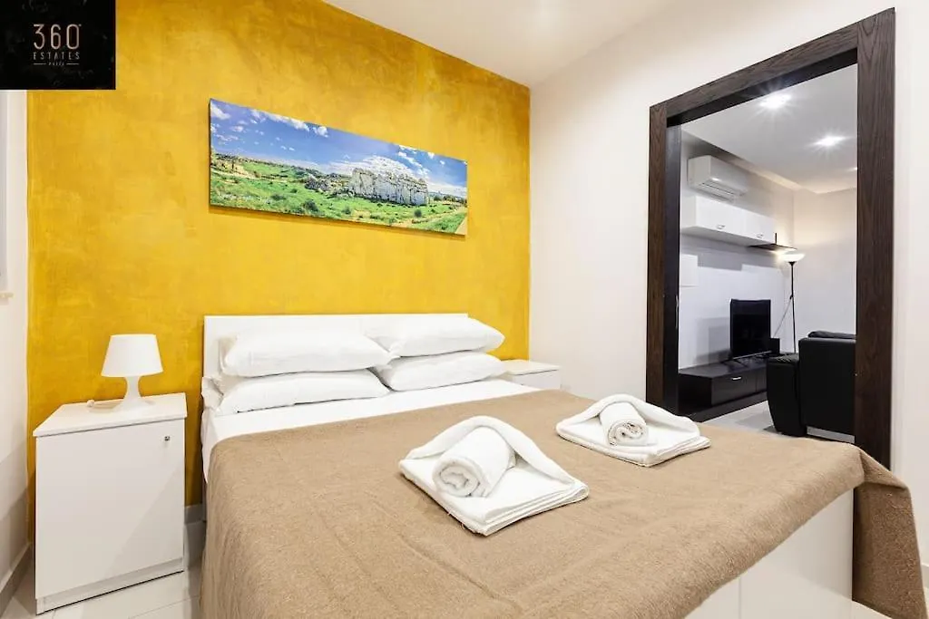 Apartment Seafront 4Br Apt With Mesmerising Balcony & Views By 360 Estates Sliema