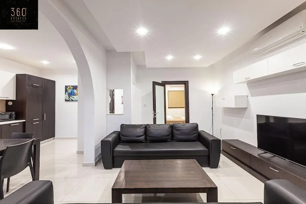 Seafront 4Br Apt With Mesmerising Balcony & Views By 360 Estates Sliema 0*,  Malta