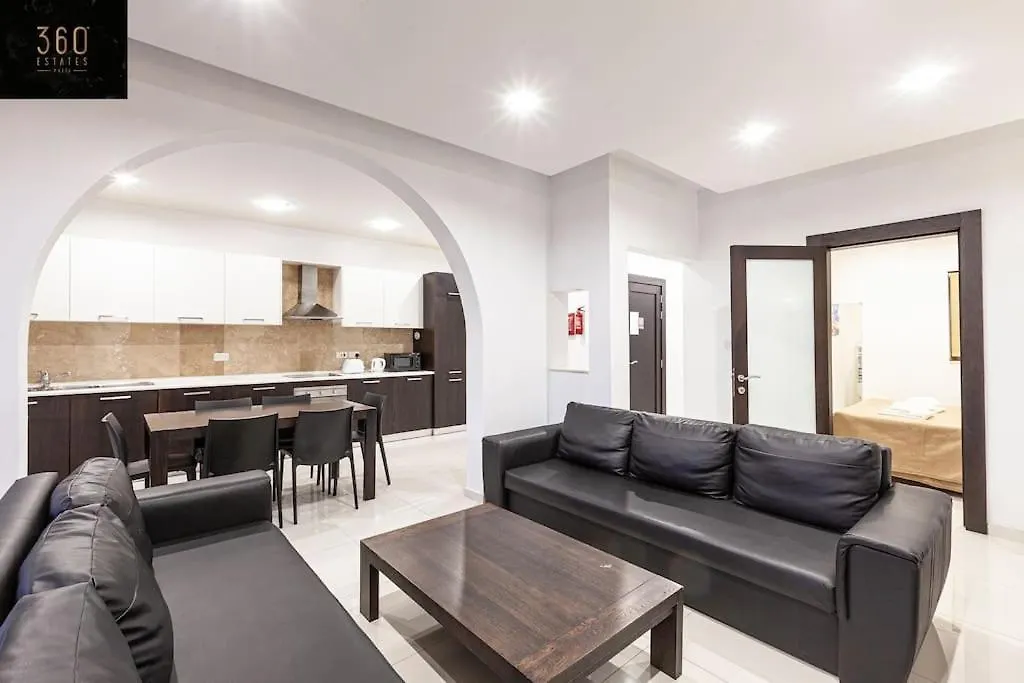 Seafront 4Br Apt With Mesmerising Balcony & Views By 360 Estates Sliema Apartment