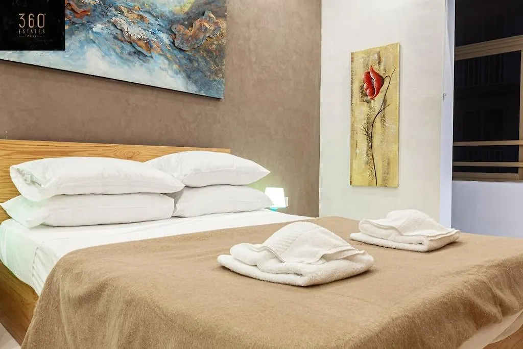 Seafront 4Br Apt With Mesmerising Balcony & Views By 360 Estates Sliema