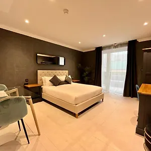 Hotel de apartamente Sliema Studios, Sliema